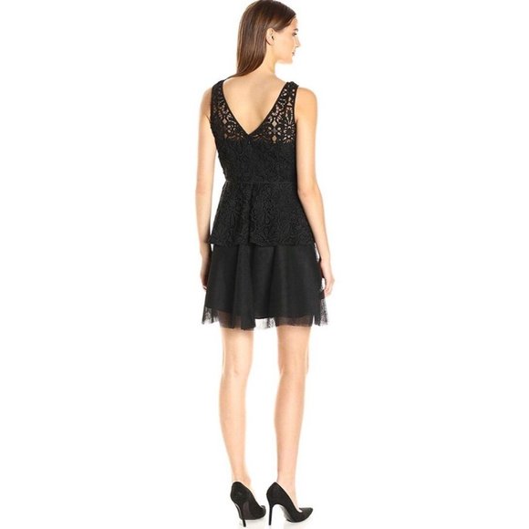 Adrianna Papell Black Lace Peplum Party Dress - Size 16 - Picture 3 of 10